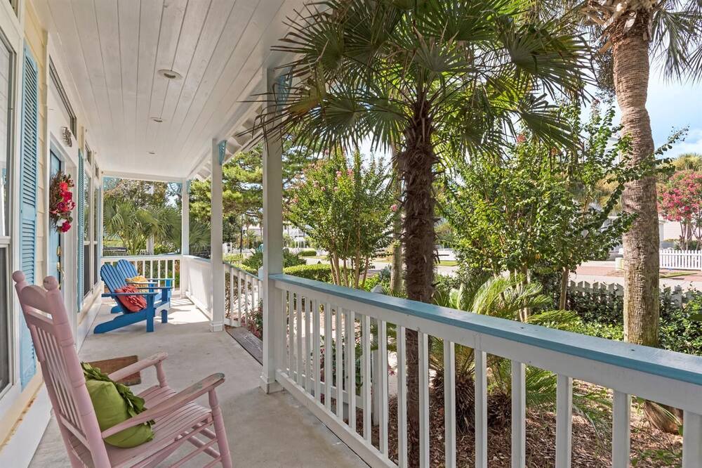 Photo of Outdoor in Crystal Shores