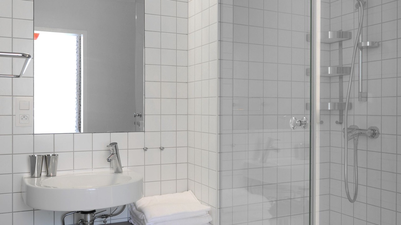 Photo of Bathroom in Engis