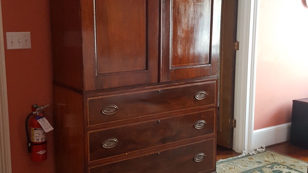 Photo of Bedroom in Charleston Historic District