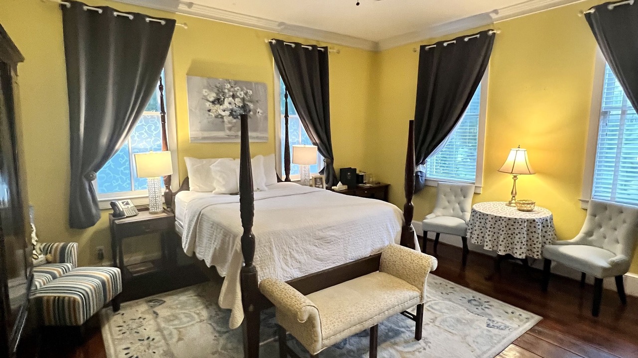 Photo of Bathroom in Charleston Historic District