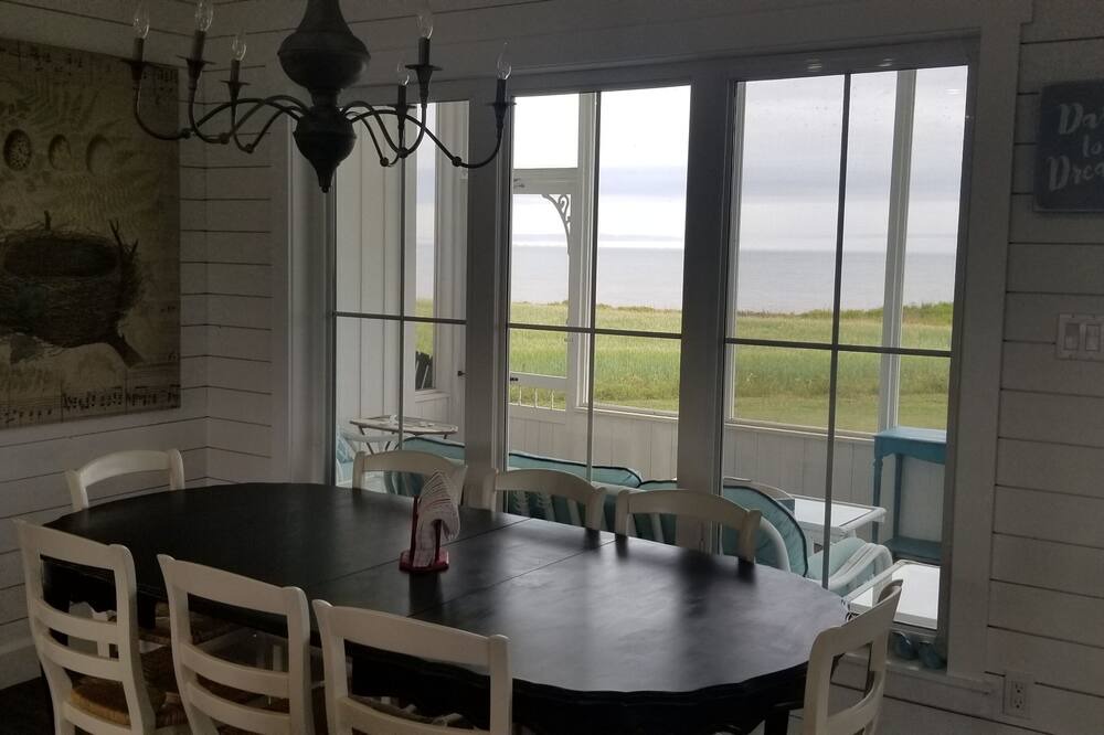 Photo of Kitchen in Shemogue
