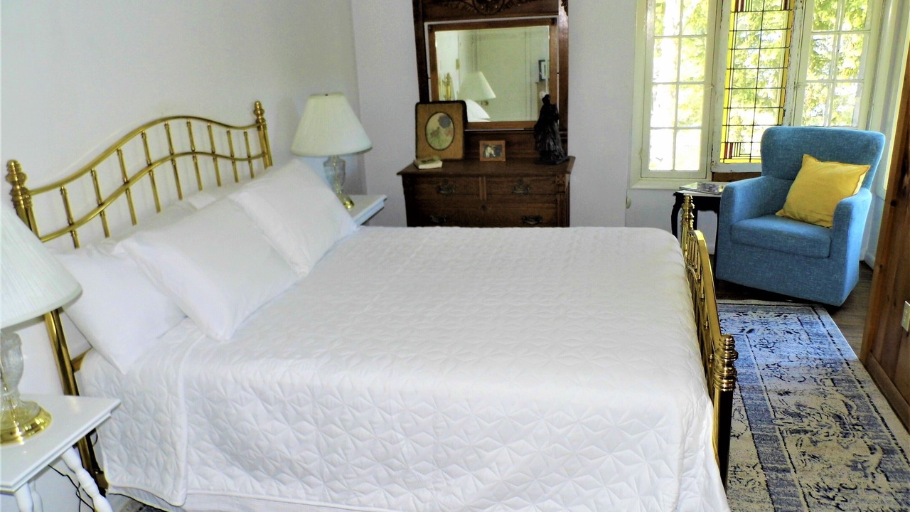Photo of Bedroom in Ticonderoga