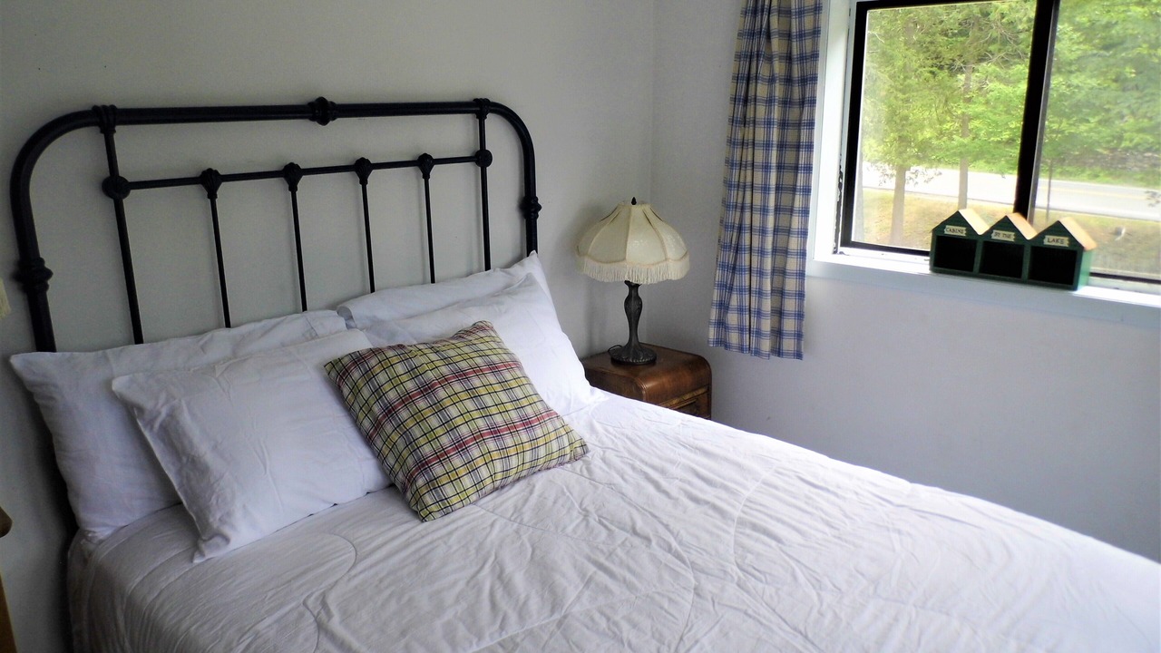 Photo of Bedroom in Ticonderoga