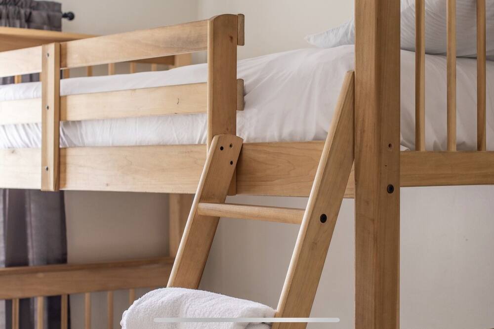 Photo of Bedroom in Seffner Community Alliance
