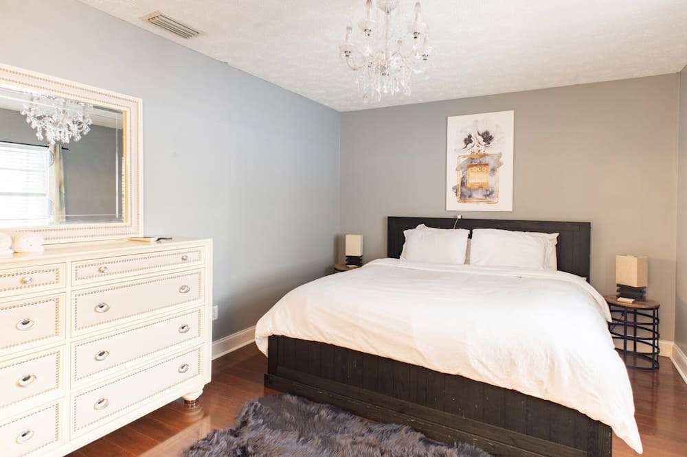 Photo of Bedroom in Seffner Community Alliance