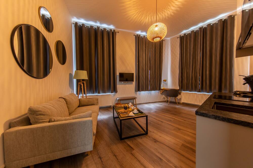 Photo of Livingroom in Jourdan
