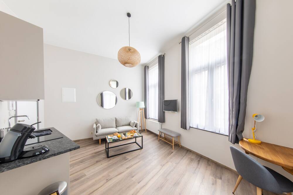Photo of Livingroom in Jourdan