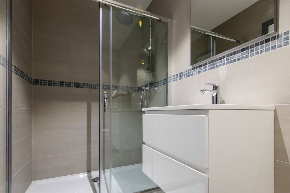 Photo of Bathroom in Jourdan
