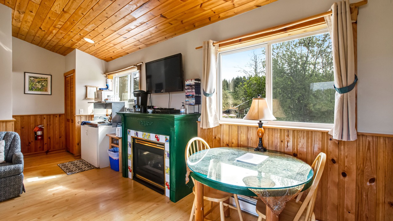 Photo of Kitchen in Deer Harbor
