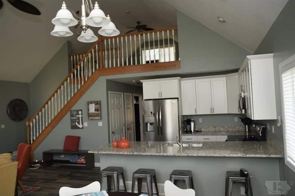 Photo of Kitchen in Ellston