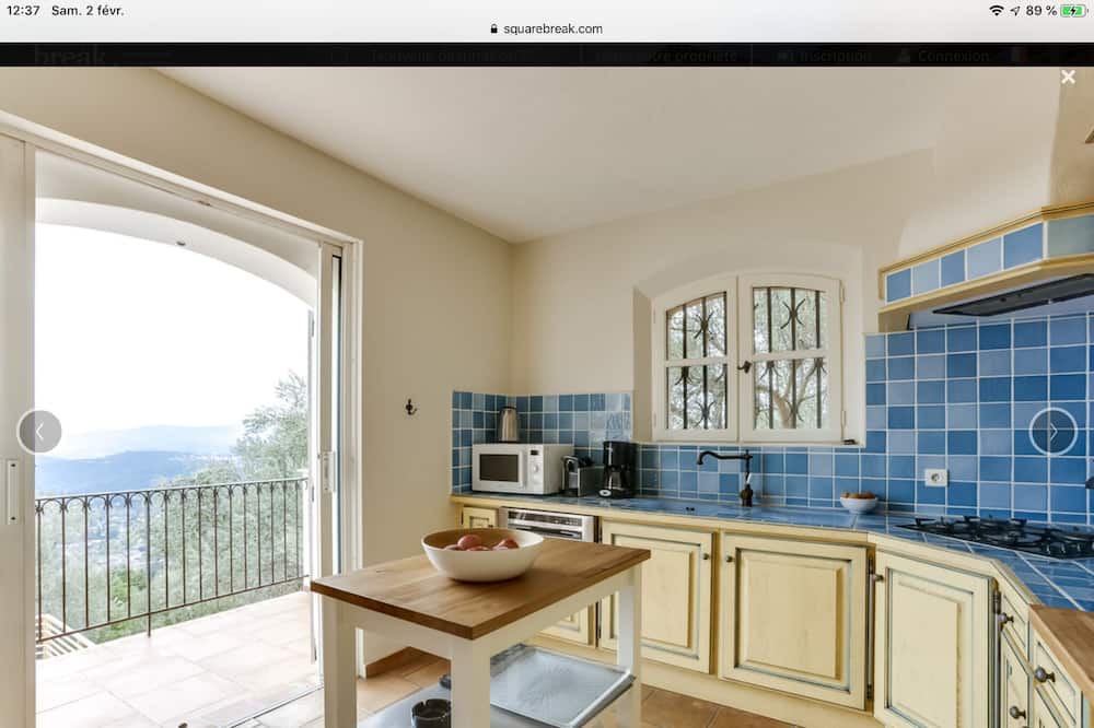 Photo of Kitchen in Cabris