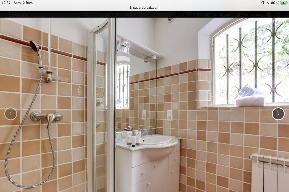 Photo of Bathroom in Cabris