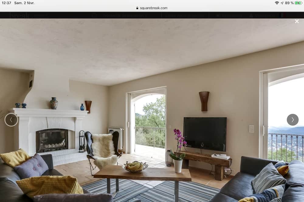 Photo of Livingroom in Cabris
