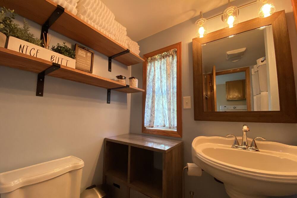 Photo of Bathroom in Battle Lake