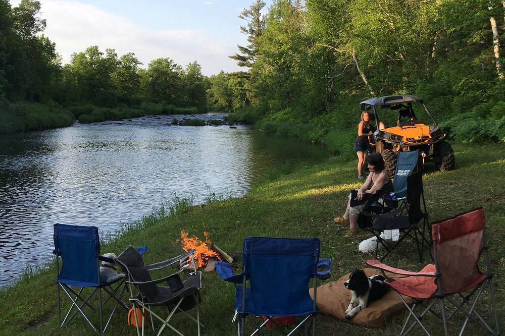 Photo of Others in Sturgeon Lake