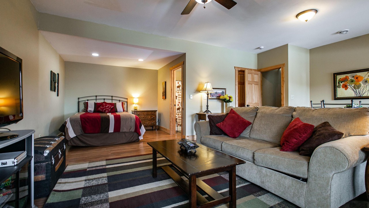 Photo of Livingroom in Dubuque