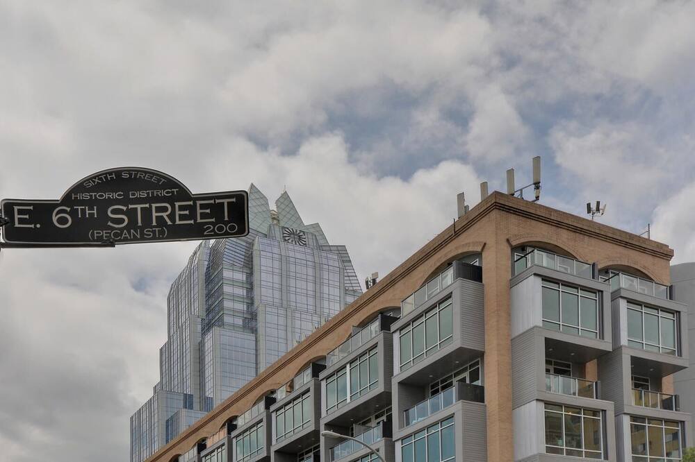 Photo of Others in Downtown Austin