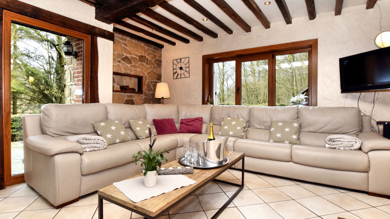 Photo of Livingroom in Bohon
