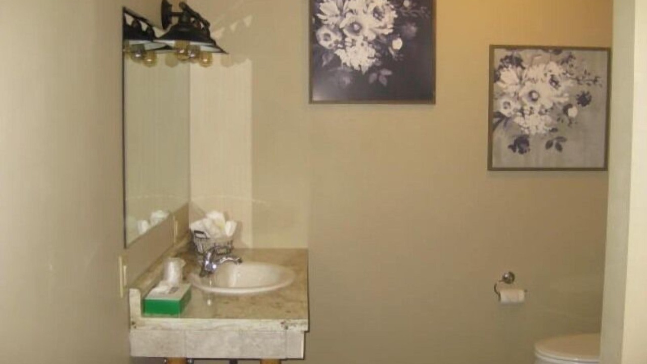 Photo of Bedroom in Lewistown