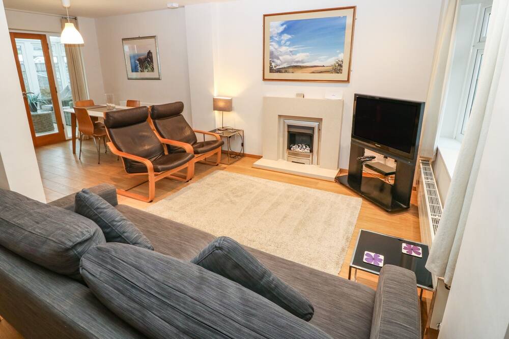 Photo of Livingroom in Morfa Bychan