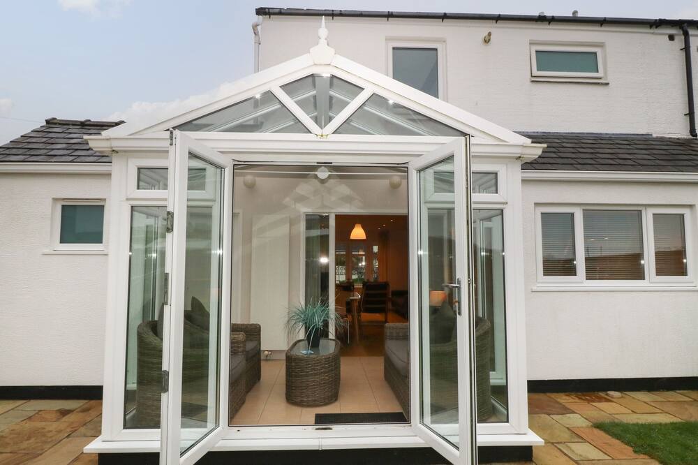 Photo of Outdoor in Morfa Bychan