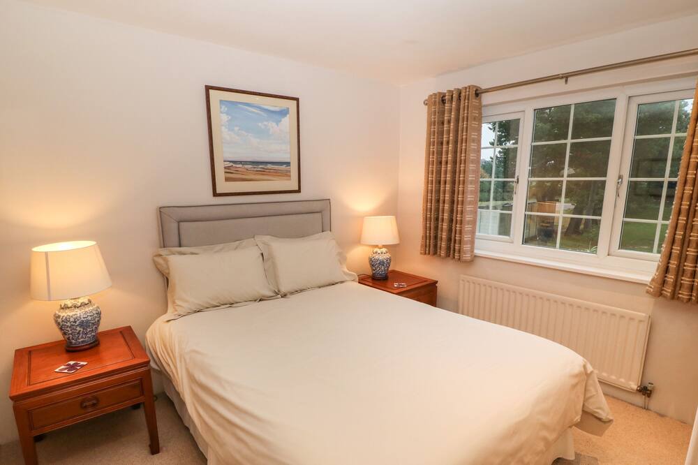 Photo of Bedroom in Morfa Bychan