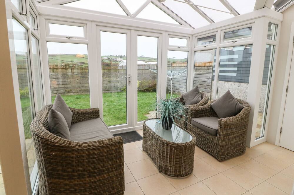 Photo of Livingroom in Morfa Bychan