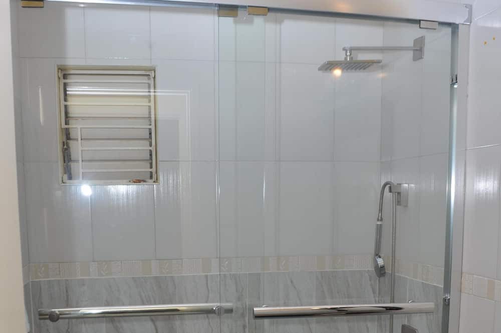 Photo of Bathroom in Barbican
