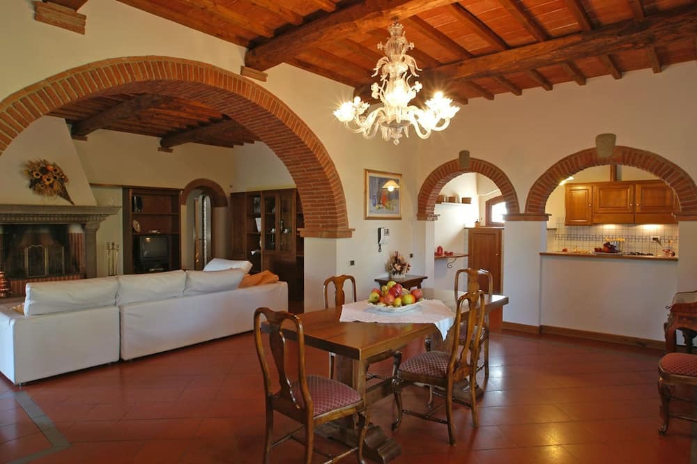 Photo of Livingroom in Montaione