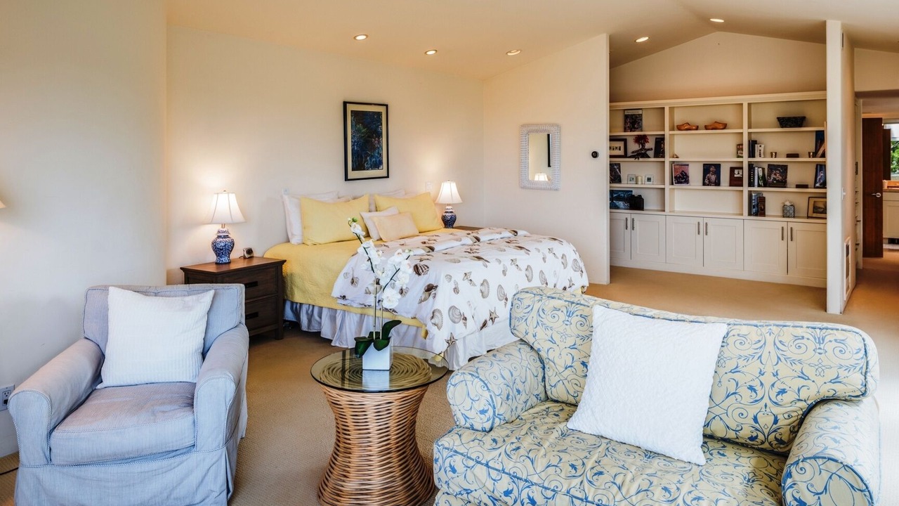 Photo of Livingroom in Pacific Grove