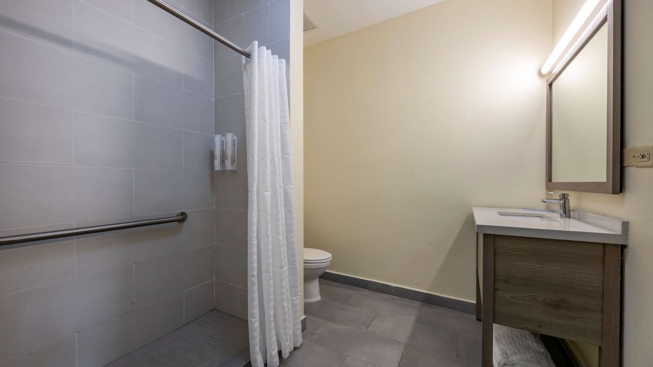 Photo of Bathroom in Carcel