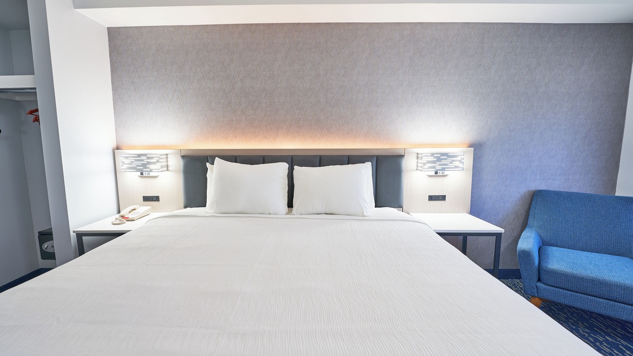 Photo of Bedroom in Buzzards Bay
