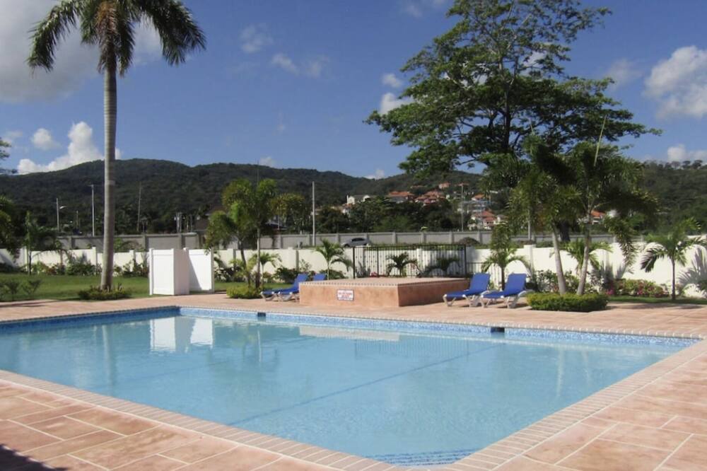Photo of Outdoor in Mammee Bay