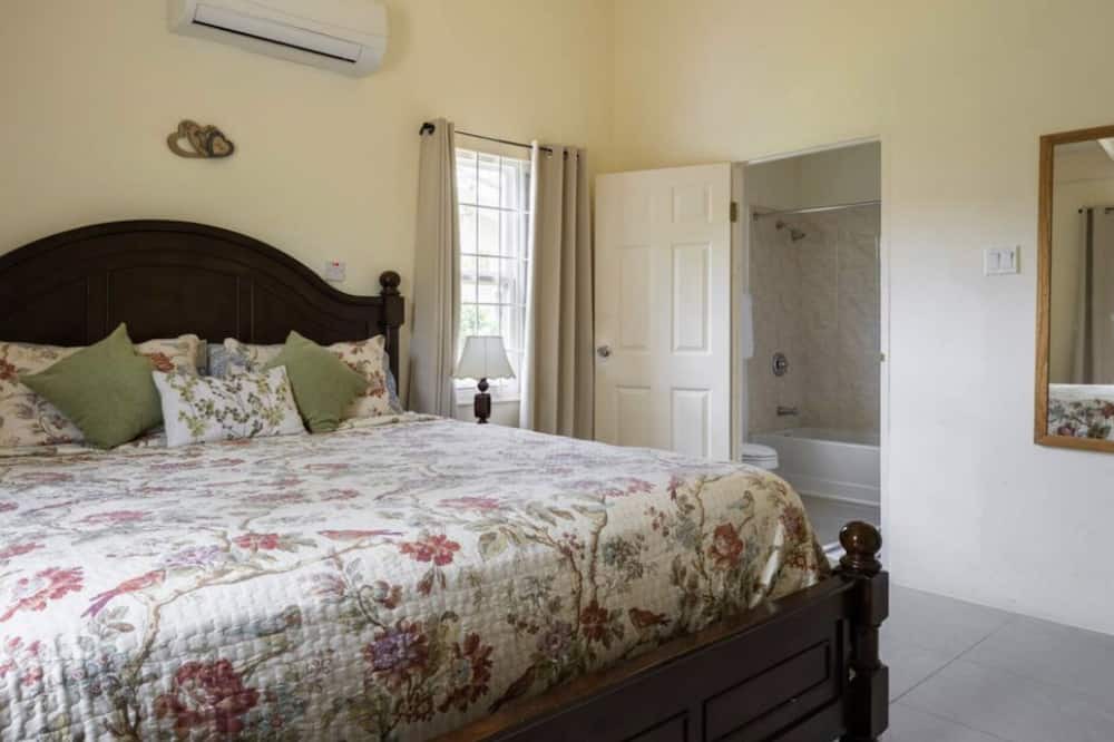 Photo of Bedroom in Mammee Bay