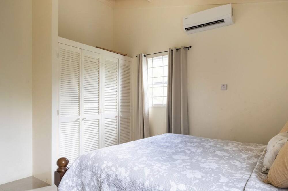 Photo of Bedroom in Mammee Bay