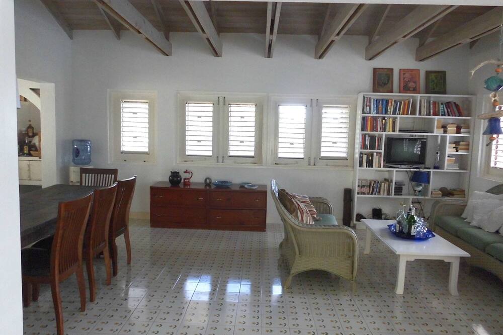 Photo of Livingroom in Half Moon Bay