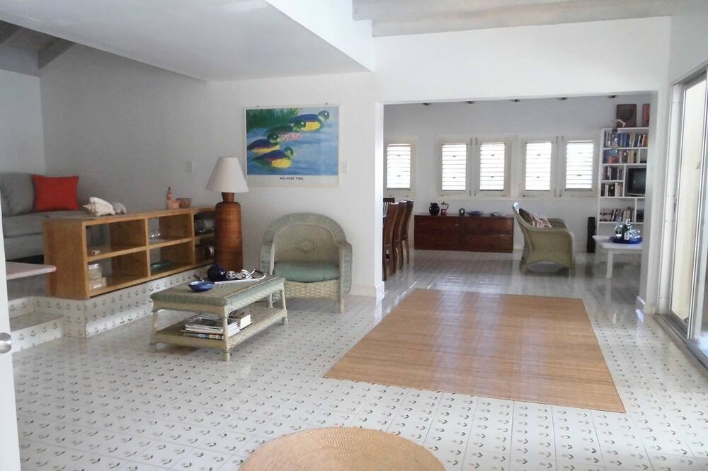 Photo of Livingroom in Half Moon Bay