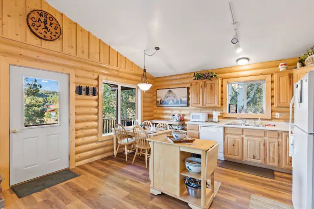 Photo of Kitchen in Long Valley Junction