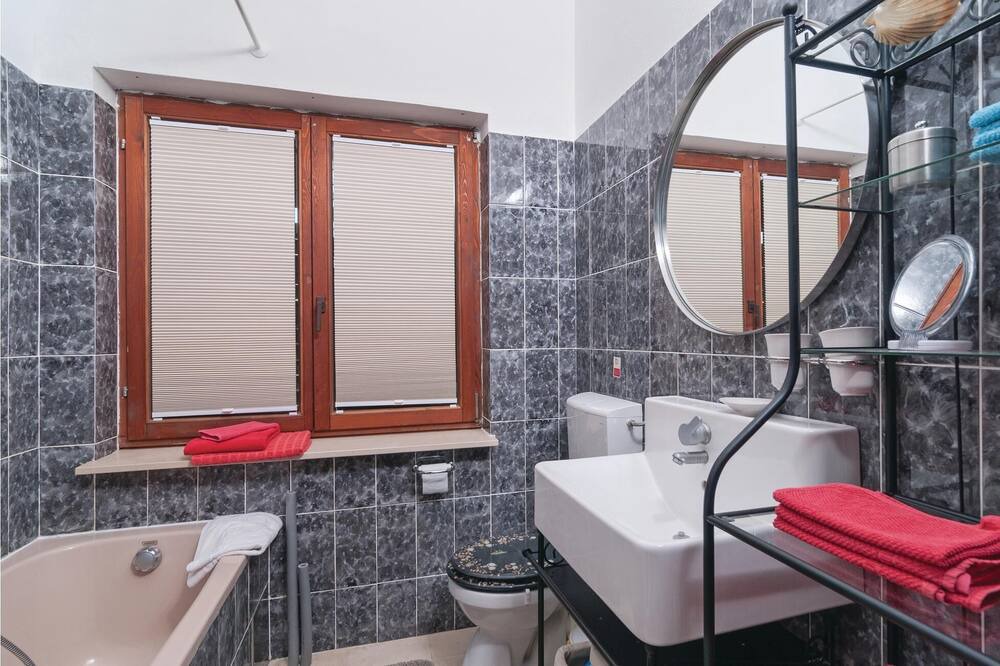Photo of Bathroom in Kamen