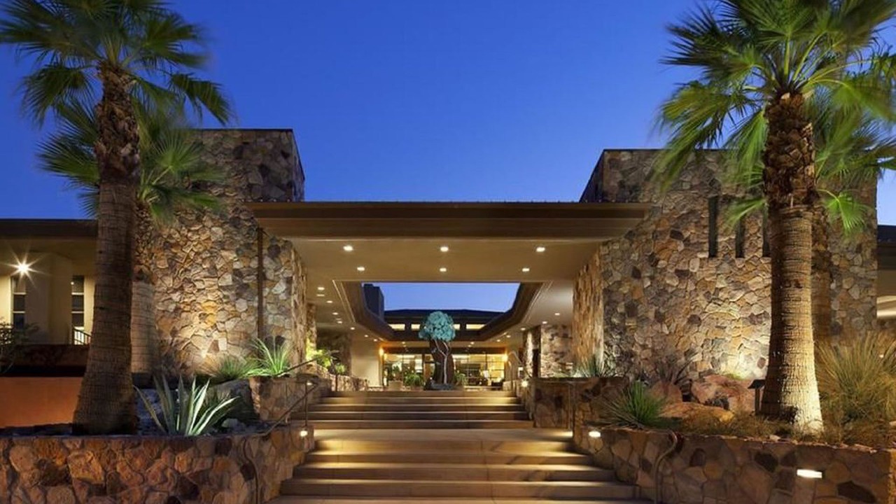 Photo of Buildings in Palm Desert