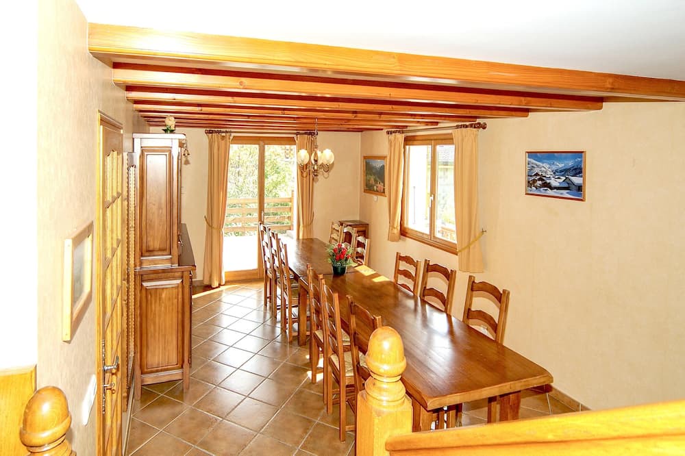 Photo of Livingroom in Praranger