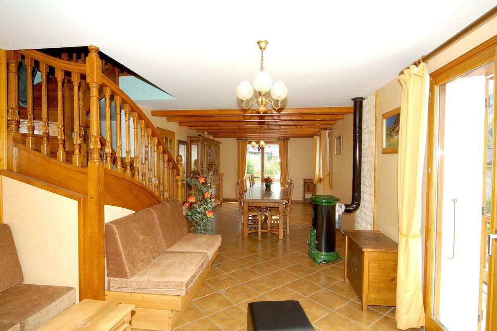Photo of Livingroom in Praranger