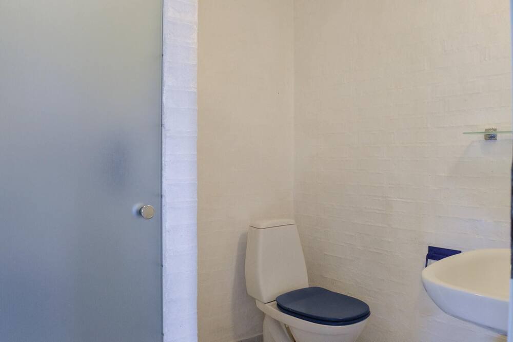 Photo of Bathroom in Lodbjerg Hede