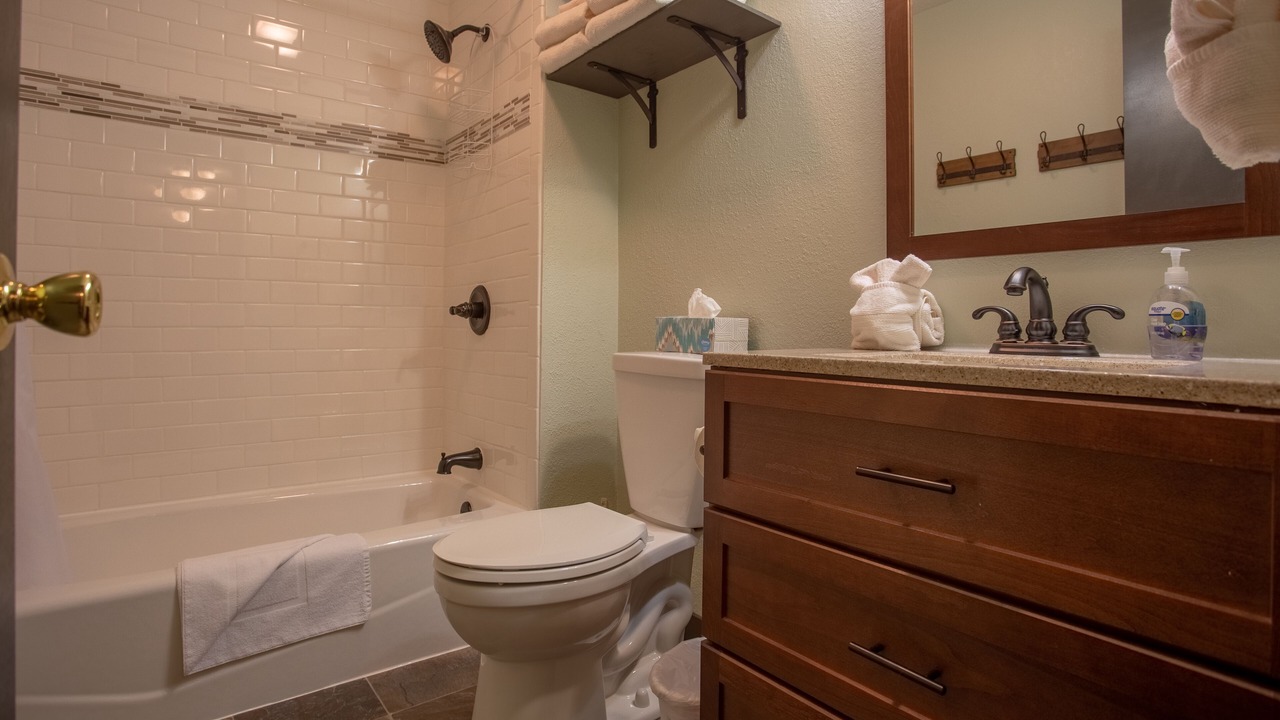 Photo of Bathroom in Table Rock