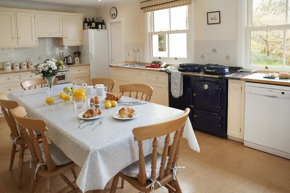 Photo of Kitchen in Taynuilt