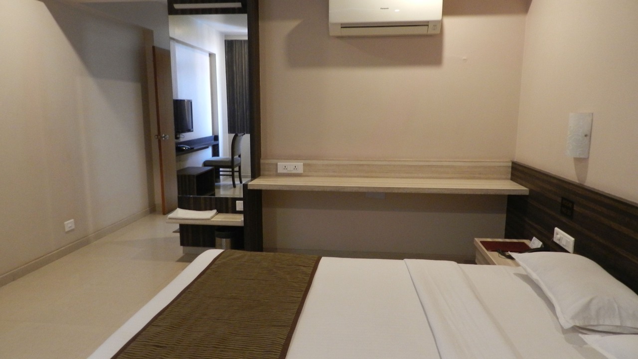 Photo of Bedroom in Kolhapur