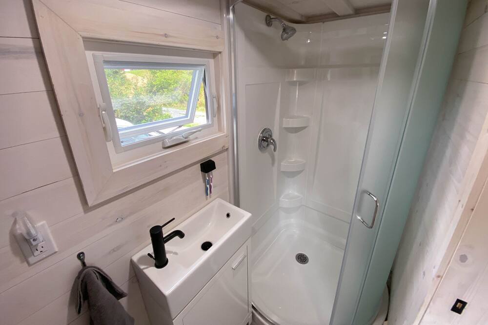 Photo of Bathroom in Sight Point