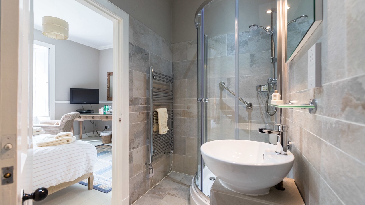 Photo of Bathroom in Alexandria
