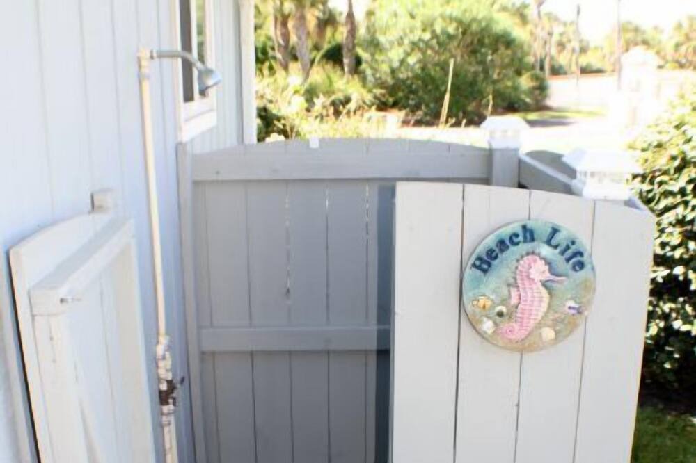 Photo of Outdoor in Surfcrest Village