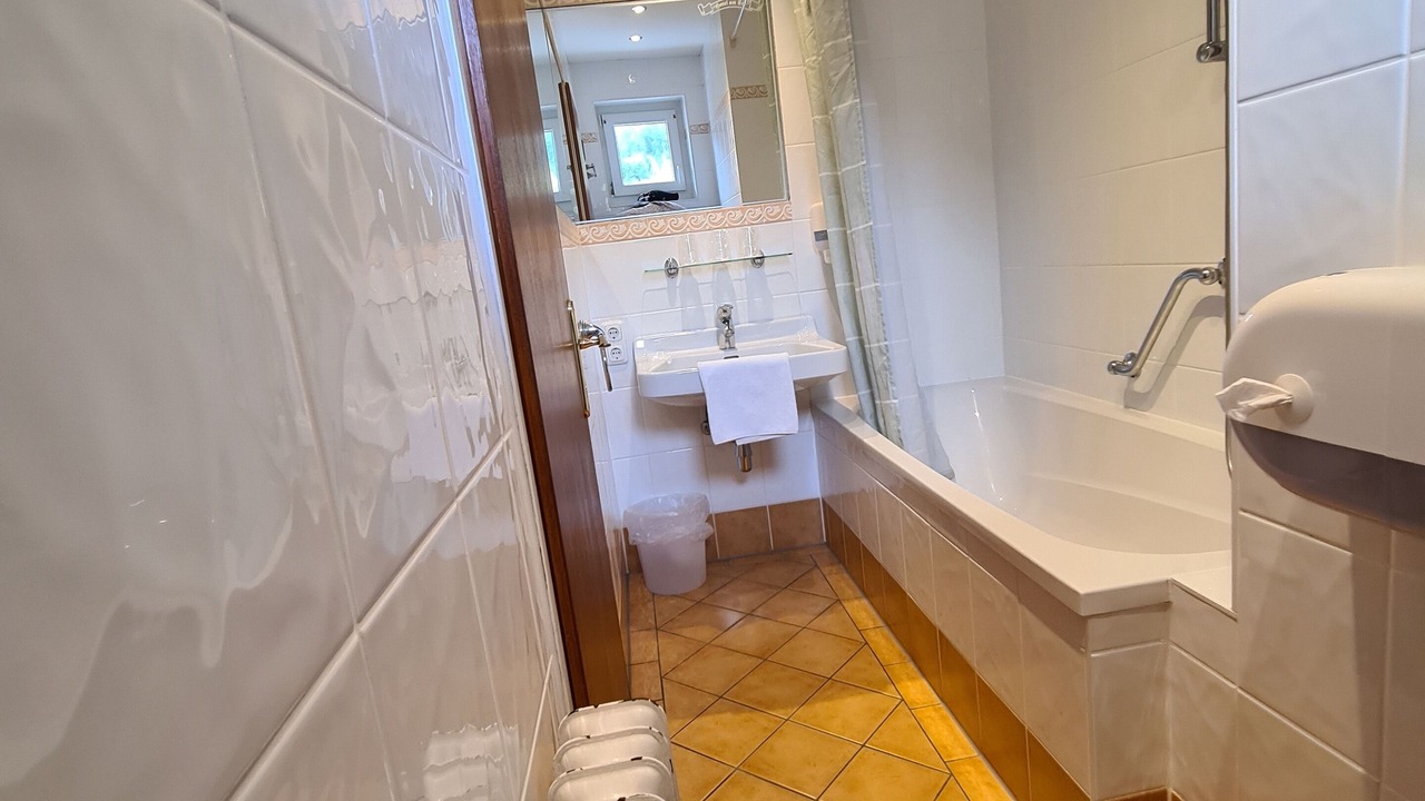 Photo of Bathroom in Obertraun